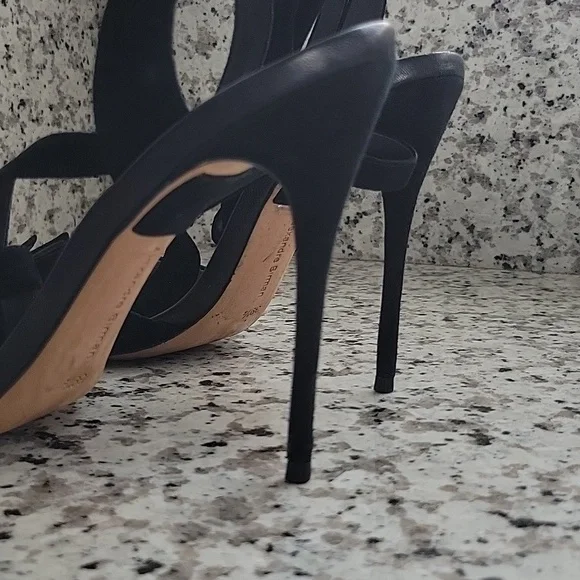 Alexandre Birman Clarita sandals with bow tie detail - Picture 11 of 12